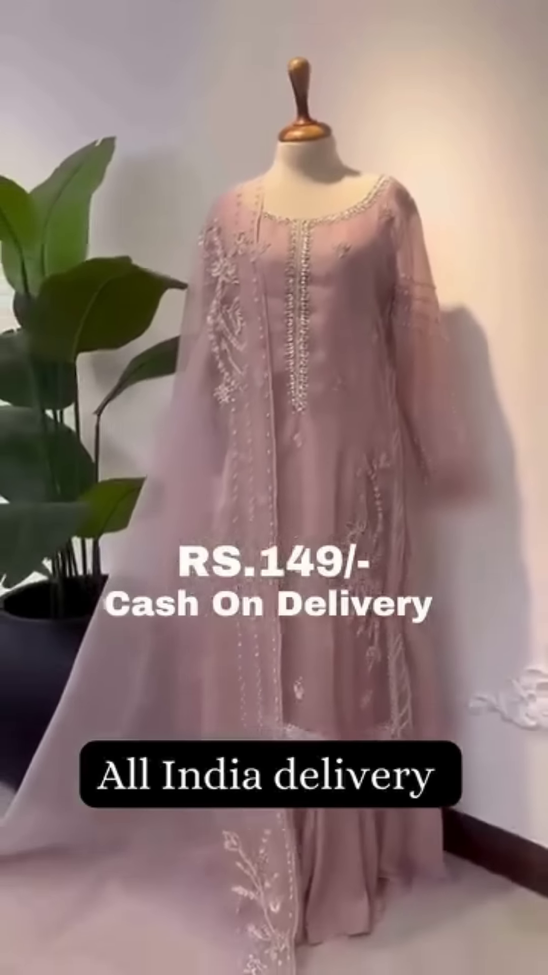 Women Embroidered Georgette Kurta - Image 2