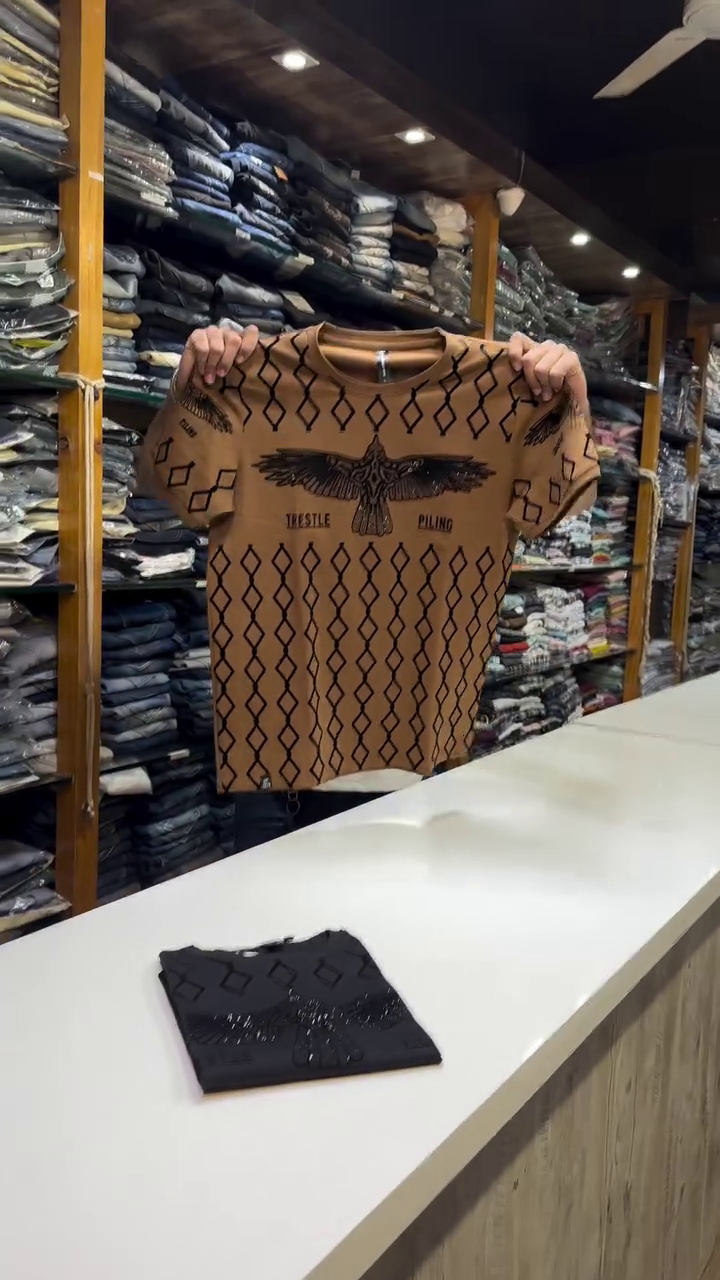 Men Printed Round Neck T-shirt Brown